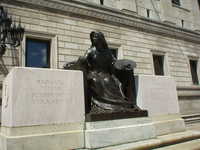  02-Boston Library Statue 2.jpg 